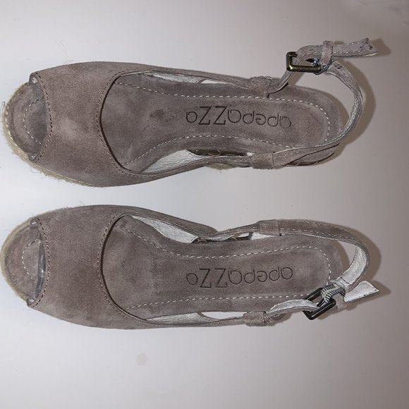 APEPAZZA CARMELA Gray Taupe Suede Slingback Wedge Platform Shoes 6 - Picture 3 of 5